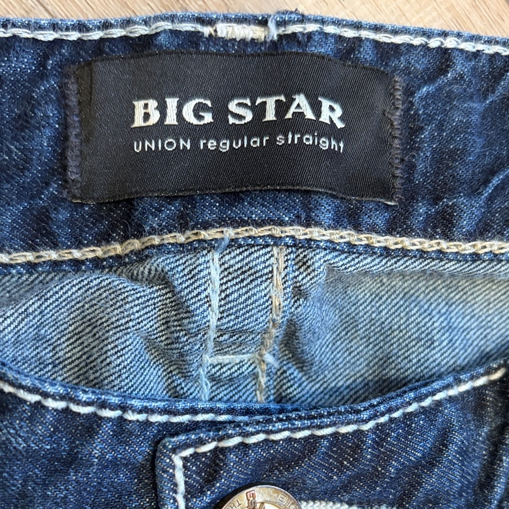 Big Star Men's Straight Distressed Jeans in Deep Blue Size 38 - Picture 2 of 8